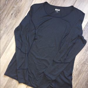 Lands End Sport top, medium size, New without tags